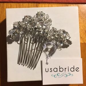 NWT and in box USA bride crystal hair comb